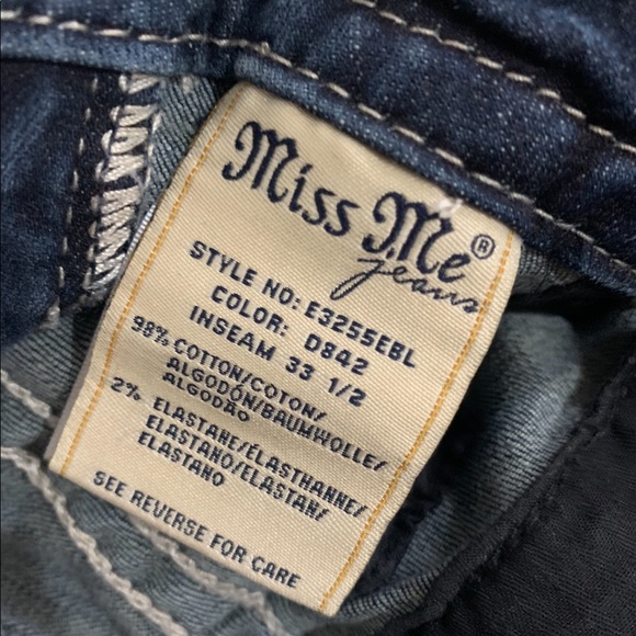 Miss Me jeans size 26, 33.5” inseam - Picture 5 of 5